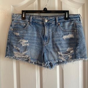 American Eagle Tomgirl Shortie Jean Shorts Size 10